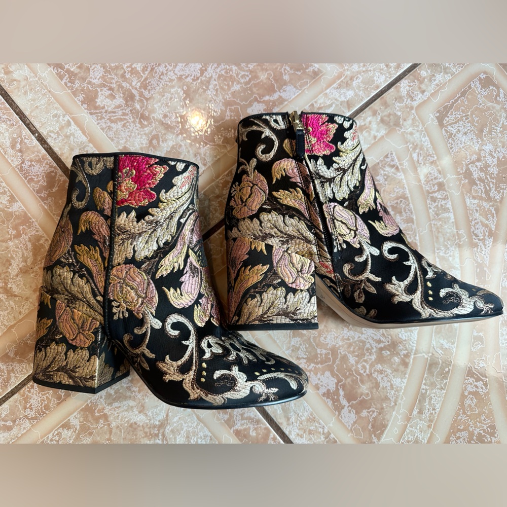Sam Edelman Embroidered Heeled Ankle Boots - Picture 14 of 15